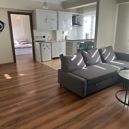 Dlk Deluxe 70 M2 Stylish Pool-parking Istanbul
